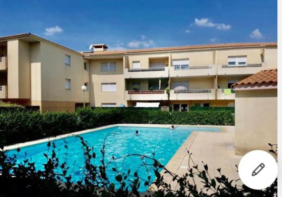 Appt Lumineux, Piscine, Wifi Apartment Montpellier Luaran gambar
